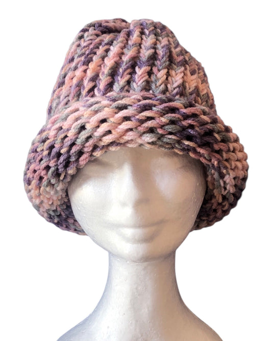 Hand-Knit Chunky Beanie – Soft Blush & Mauve Tone
